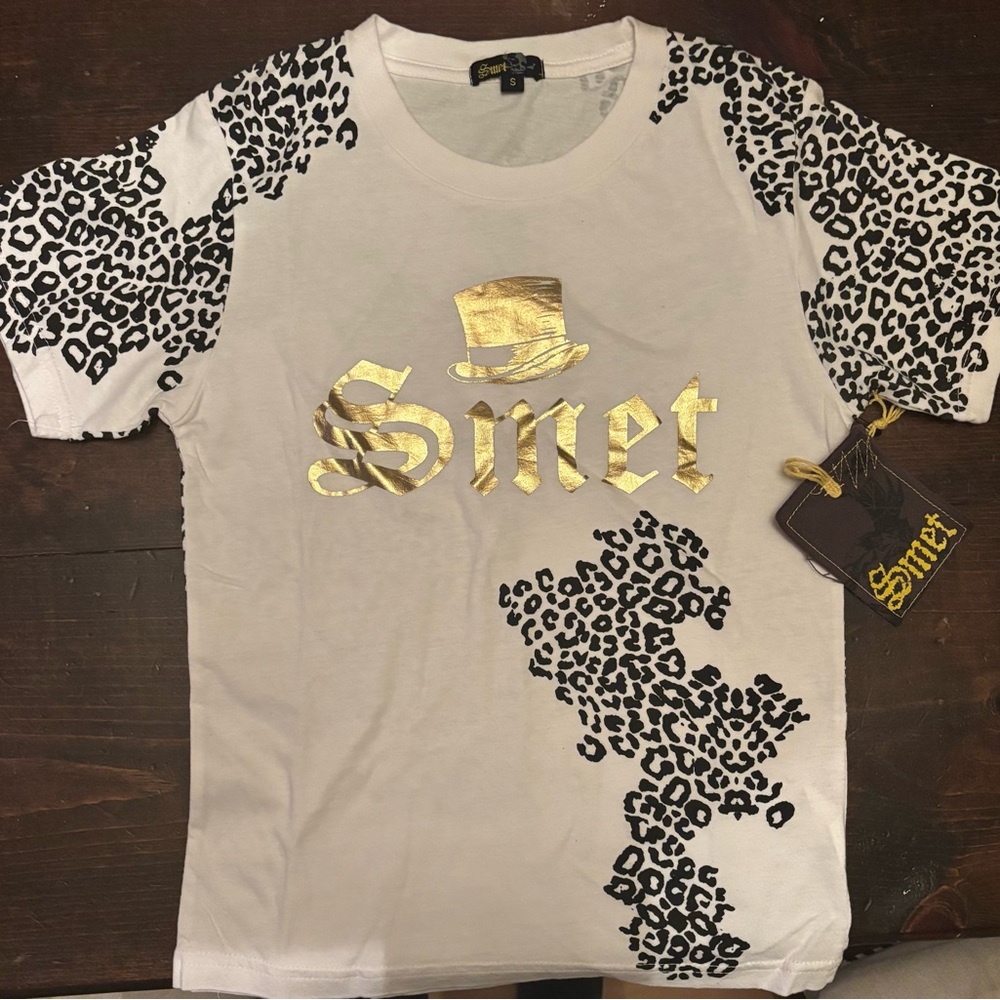 Boys size Small 6/7 Smet White Graphic T-Shirt
